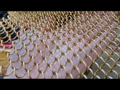 বিবাহের জন্য আলংকারিক ধাতব কয়েল ড্রেপারি জাল জলপ্রপাত রুম বিভাজক