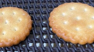 জেড-শেপ তাপ প্রতিরোধী ক্রমাগত ফুড গ্রেড স্টেইনলেস স্টীল 304 কার্বন মেটাল বেকিং কনভেয়ার বেল্ট