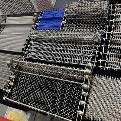 Wire Mesh Conveyor Belt 304 Stainless Steel Spiral Weave Food Grade For Meat Processing